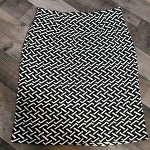 J. McLaughlin women skirt- Small‎